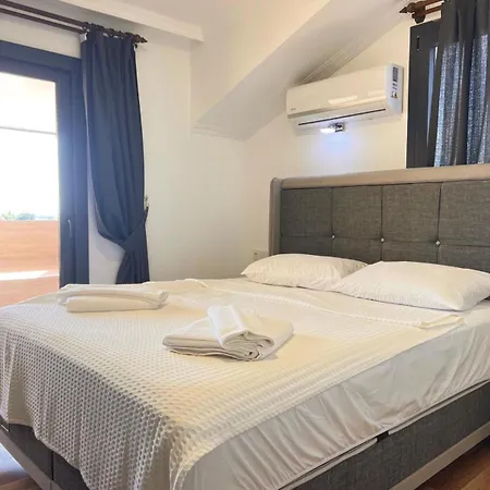 Mert 4 Bdr Private Pool פאטהיה