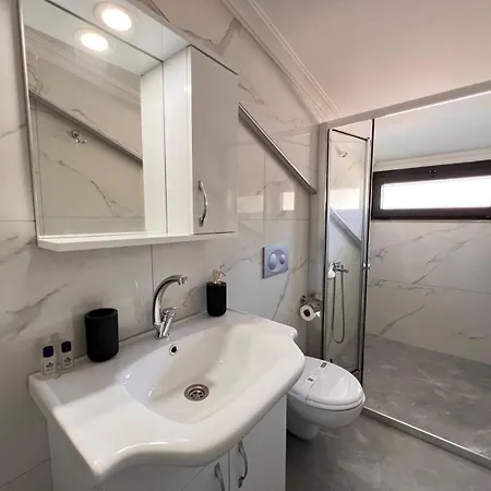 Mert 4 Bdr Private Pool Vilă Fethiye
